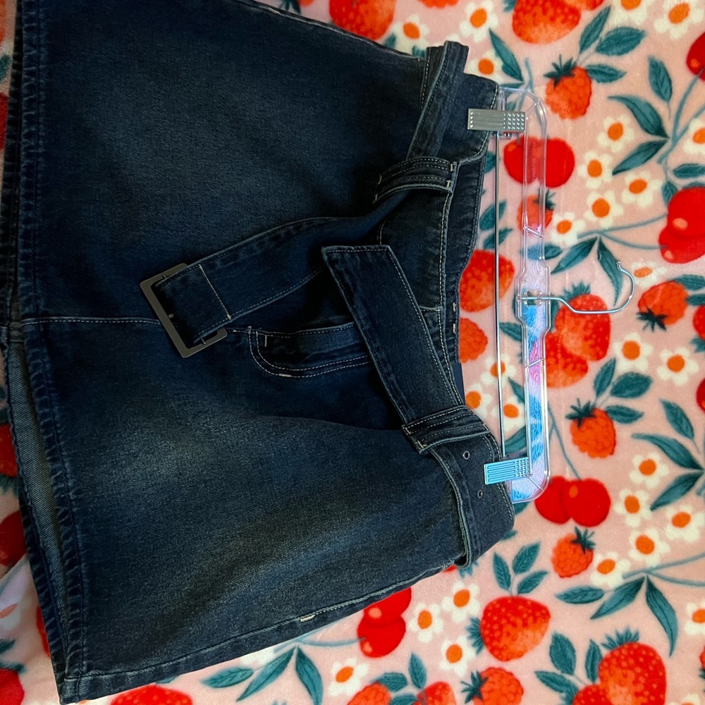 Hollister Low Rise Indigo Denim Skirt with Belt